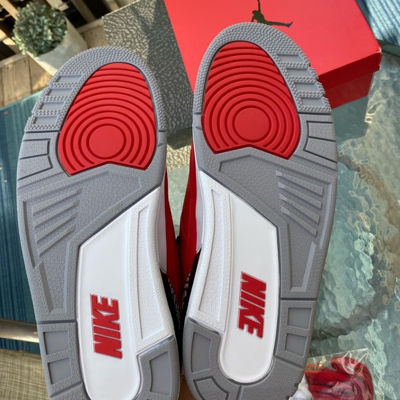 Red Cement 3’s - Picture 5 of 5